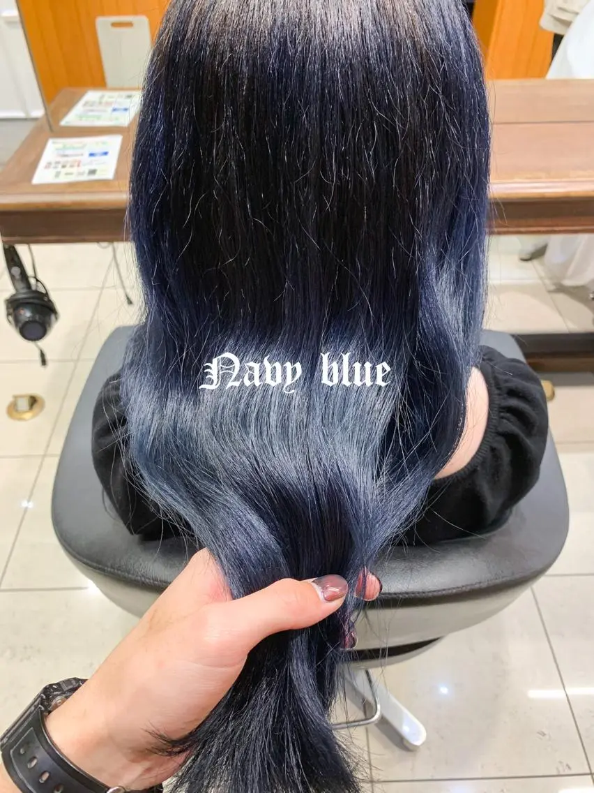 ロング カラー ブリーチ ブルーカラー ネイビーカラー メンズパーマ特化 🌟Gakutoのヘアスタイル