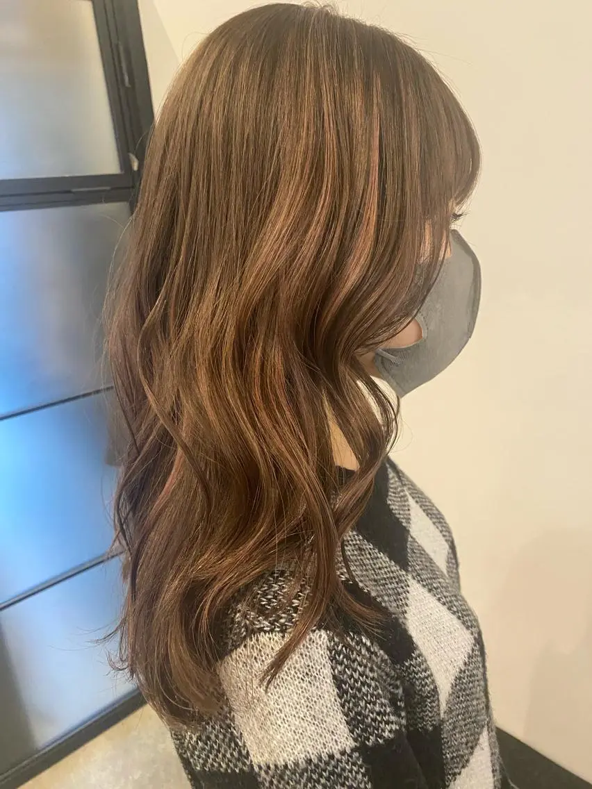 ロング カラー ハイライトカラー ピンクカラー ハイライト やました もえかのヘアスタイル