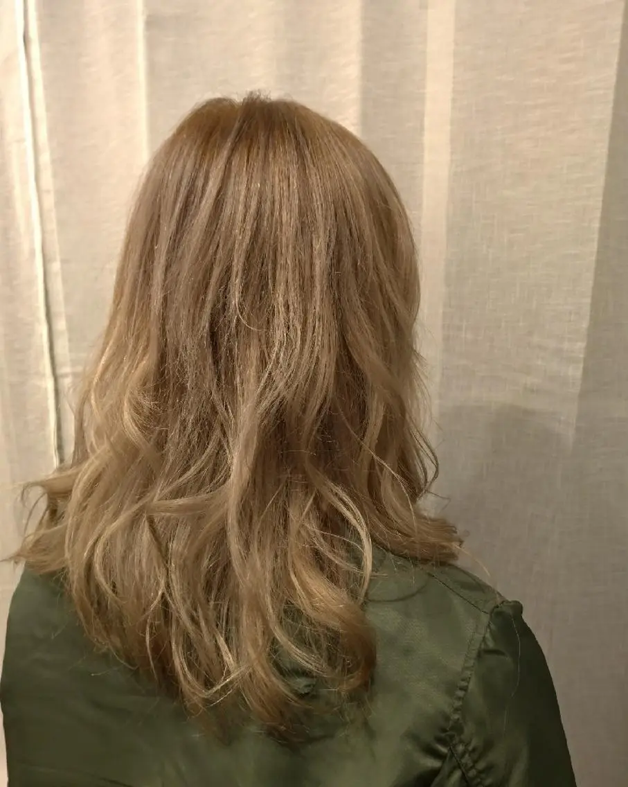 セミロング カット ヘアカラー トリートメント セシルヘアー博多  手島のヘアスタイル