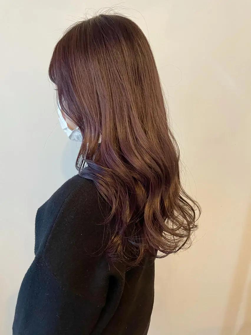 ロング カラー 安藤 佑衣のヘアスタイル