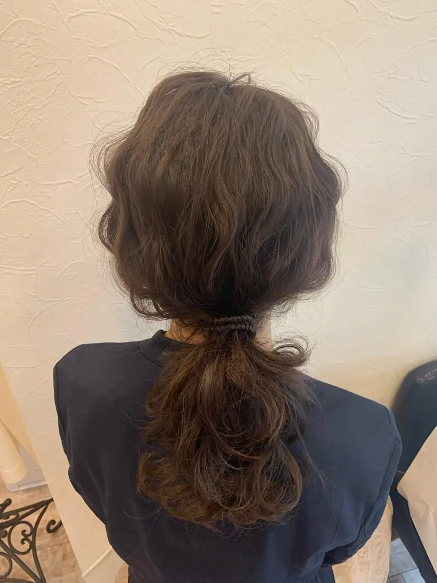 セミロング ヘアアレンジ ポニーテール SHANTi 飯塚 ヘアセット/髪質改善のヘアスタイル