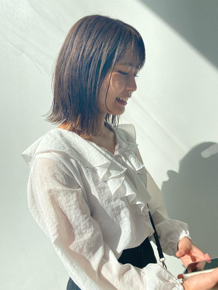 ミディアム カット ヘアカラー 横地 凌のヘアスタイル