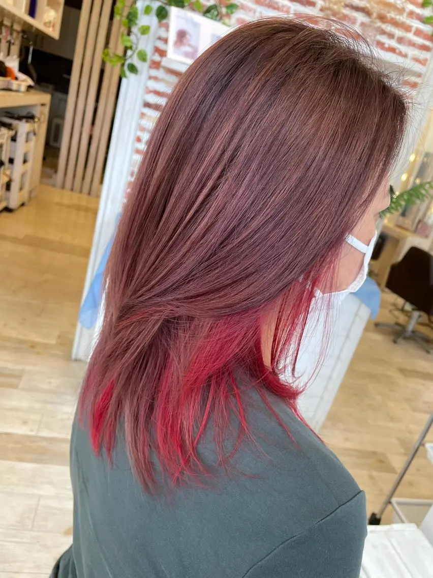ロング カラー ハイトーンカラー インナーカラー 東恩納 誠のヘアスタイル