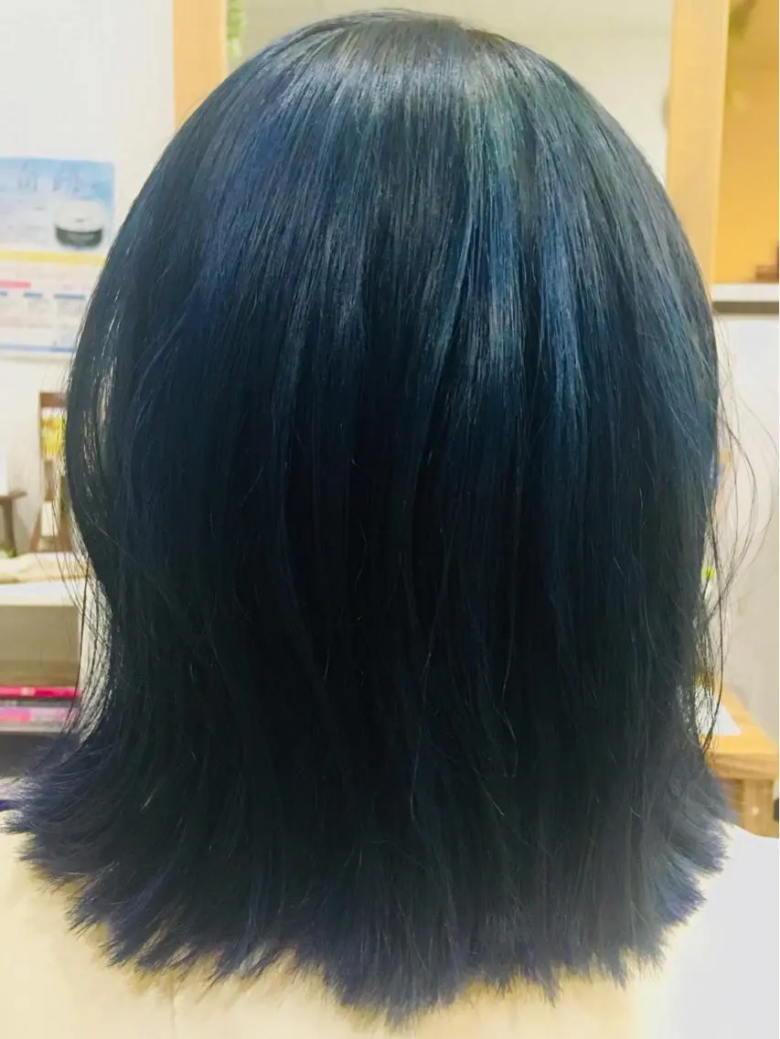 ミディアム カラー chichibu kasumiのヘアスタイル