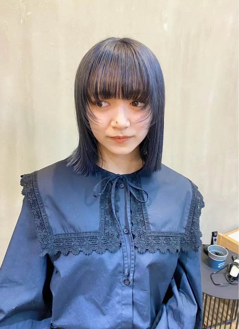 ミディアム カラー パーマ ヘアアレンジ デザインカラー/ボブ ブリーチカラー/ユリのヘアスタイル