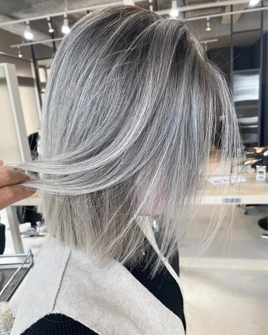 ショート カラー ヘアアレンジ ネイル マツエク・マツパ アイブロウ バレイヤージュ レイヤーカット ヘアカラー トリートメント 井上 一平のヘアスタイル
