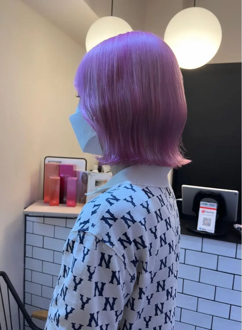 ミディアム カラー ヘアアレンジ ヘアカラー ハイトーンカラー 🦋yuri🦋のヘアスタイル