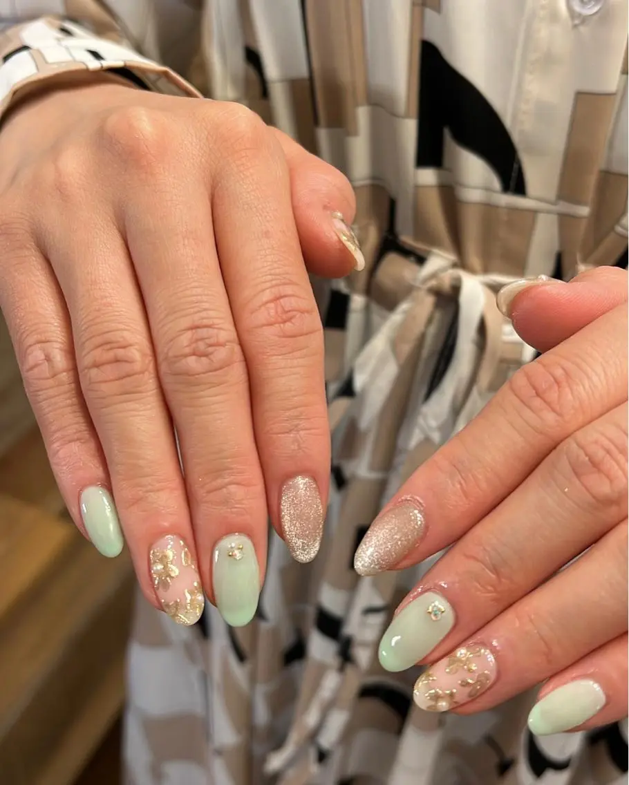 ネイル ハンドネイル フットネイル ハンドケア Miyagi Asamiのネイルデザイン