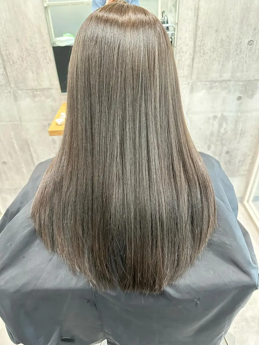 セミロング newi WASHIOのヘアスタイル