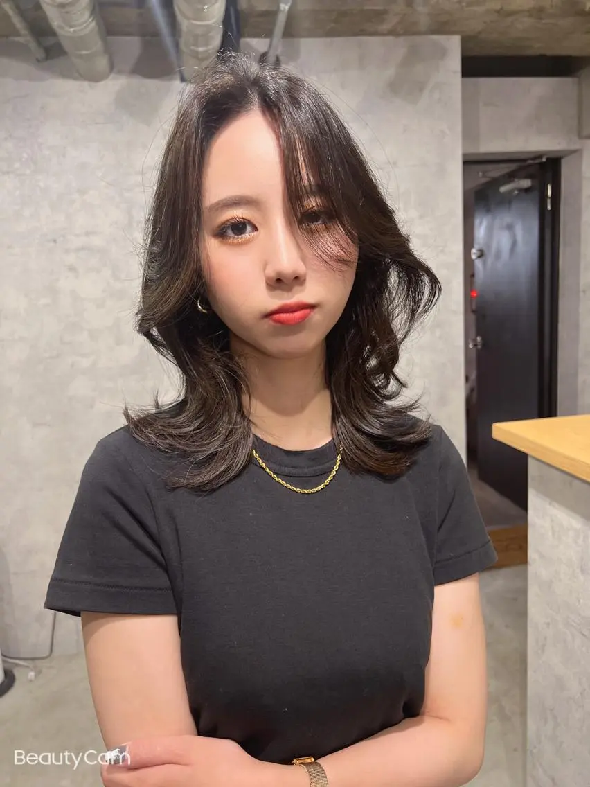 ミディアム カラー パーマ ヘアアレンジ メンズ キッズ ネイル マツエク・マツパ アイブロウ メンズブリーチ メンズハイトーン メンズインナーカラー メンズ韓国風 アッシュ レイヤー/顔周り 韓国ヘア森田和貴のヘアスタイル