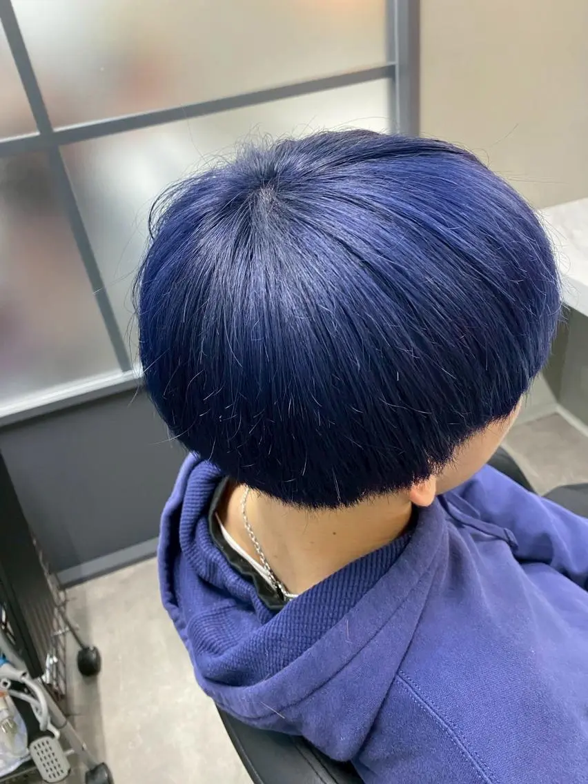 ミディアム メンズ koki ハイトーンカラーのヘアスタイル