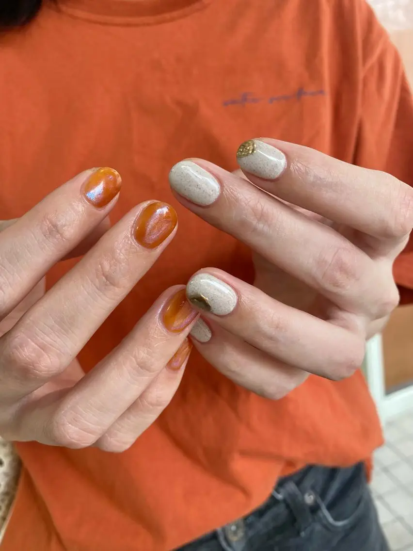ネイル ブルー オレンジ ハンドネイル 栗林 実莉のネイルデザイン