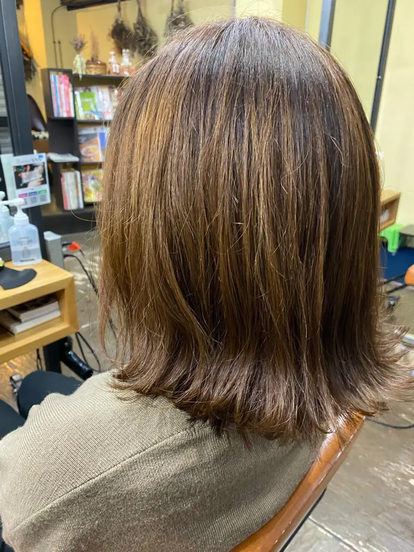 ミディアム 切りっぱなしボブ ボブ 外ハネヘア 大城 瑞希のヘアスタイル