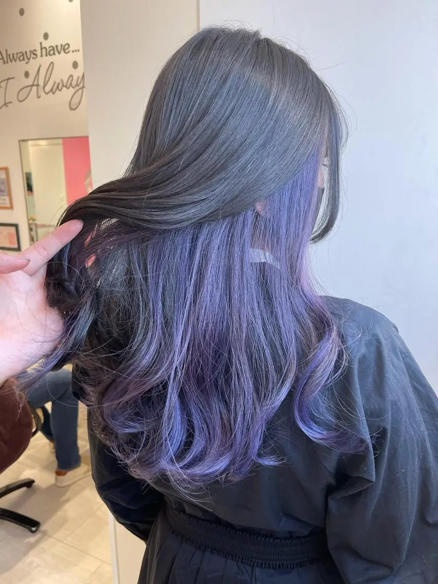 ロング カラー インナーカラー ラベンダーカラー カット ヘアカラー インナーエクステ渋谷 🦋KAJIのヘアスタイル