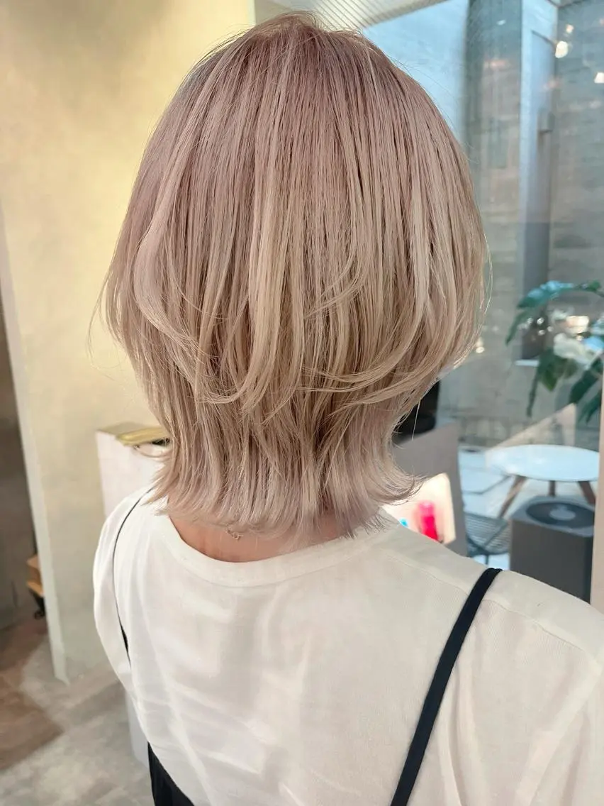 ショート ウルフカット 斉藤 潤一のヘアスタイル