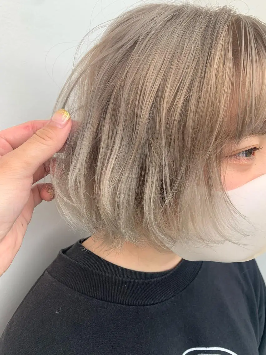 ミディアム カラー ベージュカラー ホワイトベージュ 中目黒🌼 🌼ハナのヘアスタイル
