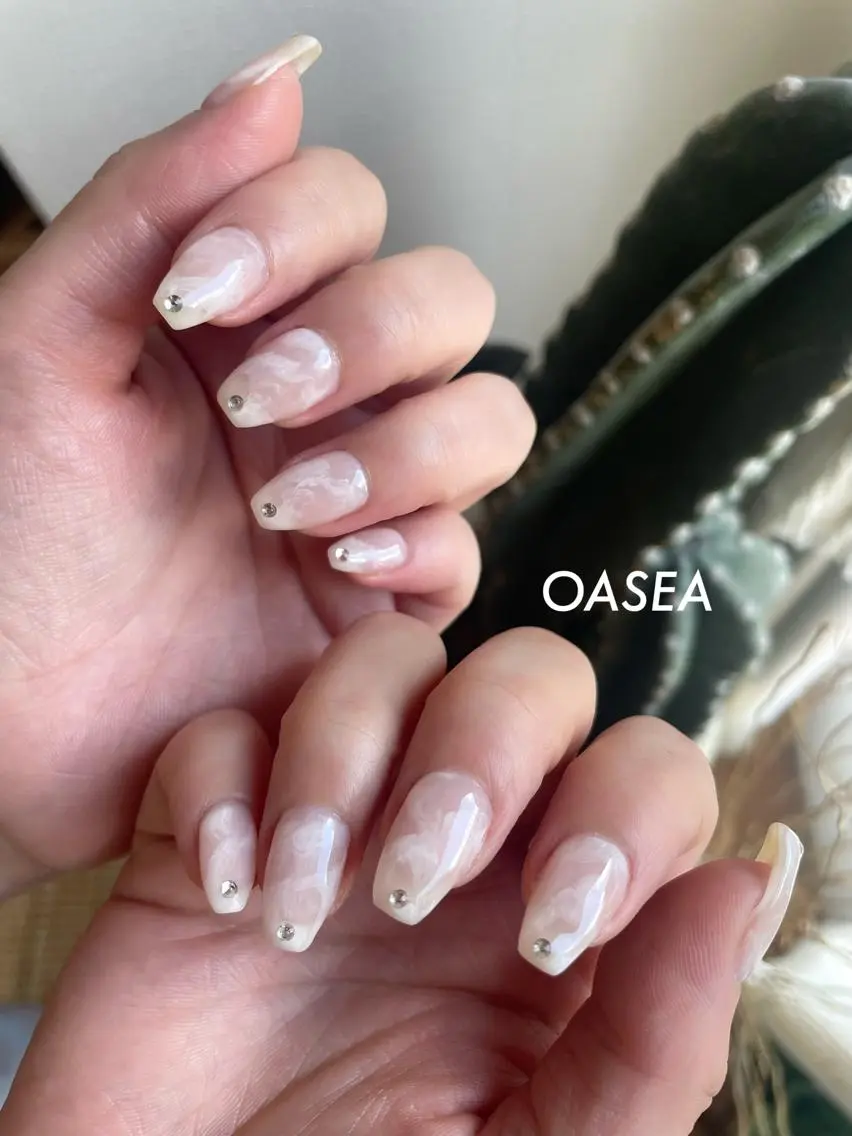 ネイル ハンドネイル 🌞💜 KAORI 🌴のネイルデザイン