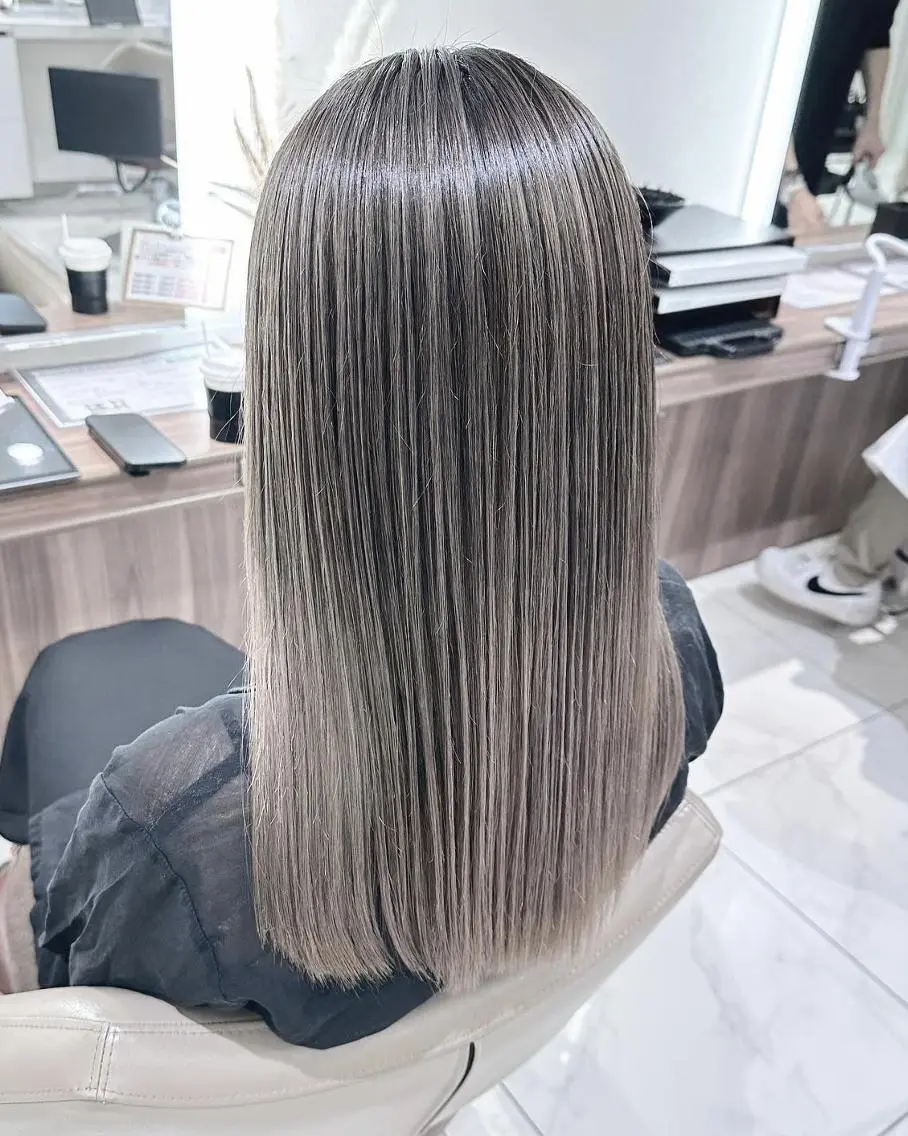 セミロング カット ヘアカラー トリートメント ＡＳＨ大宮/ブリーチ 髪質改善/カラーのヘアスタイル