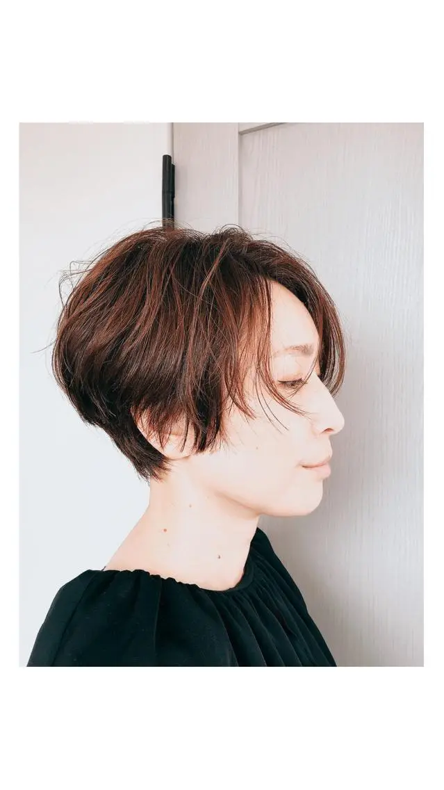 ショート かきあげバング ショートヘア hair salon FAWN🦌のヘアスタイル