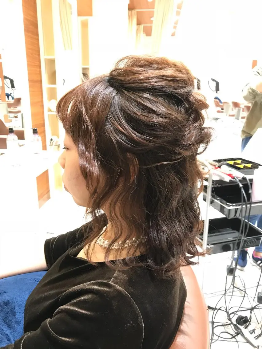 ミディアム カラー ヘアアレンジ ハーフアップ テラモト カズヨシのヘアスタイル