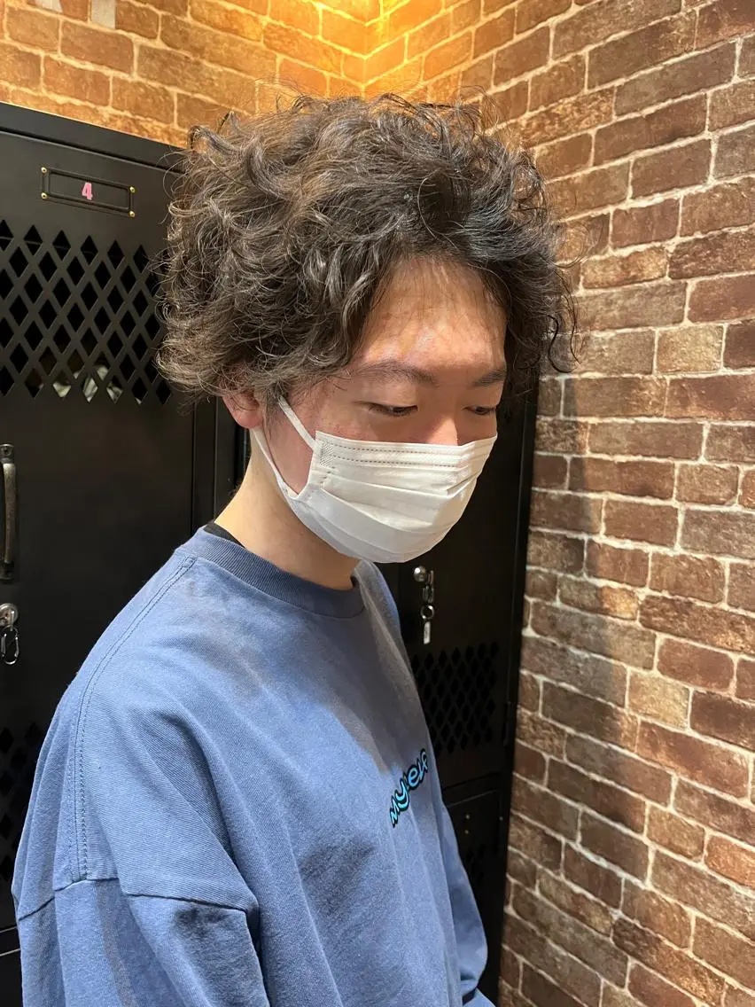 ショート カラー パーマ ヘアアレンジ メンズ キッズ ネイル マツエク・マツパ アイブロウ メンズブリーチ メンズハイライト メンズインナーカラー メンズ韓国風 ブリーチ 久木原 ゆりのヘアスタイル