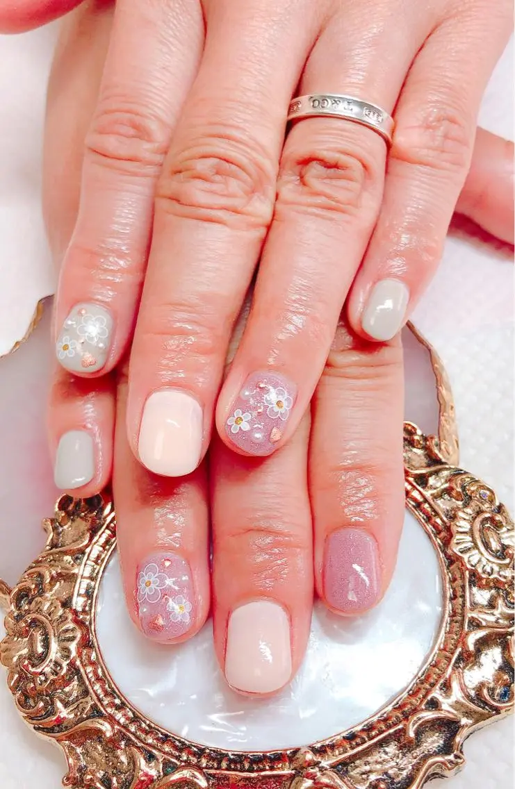 ネイル アートネイル ジェルネイル CROWN プライベートサロンのネイルデザイン
