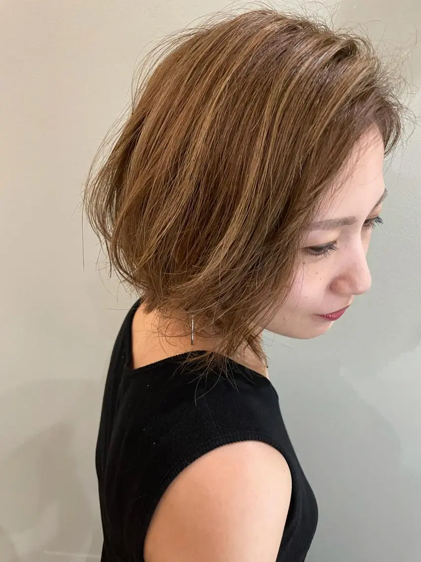 ショート カラー ハイライトカラー ハイライト 寺本 早希のヘアスタイル