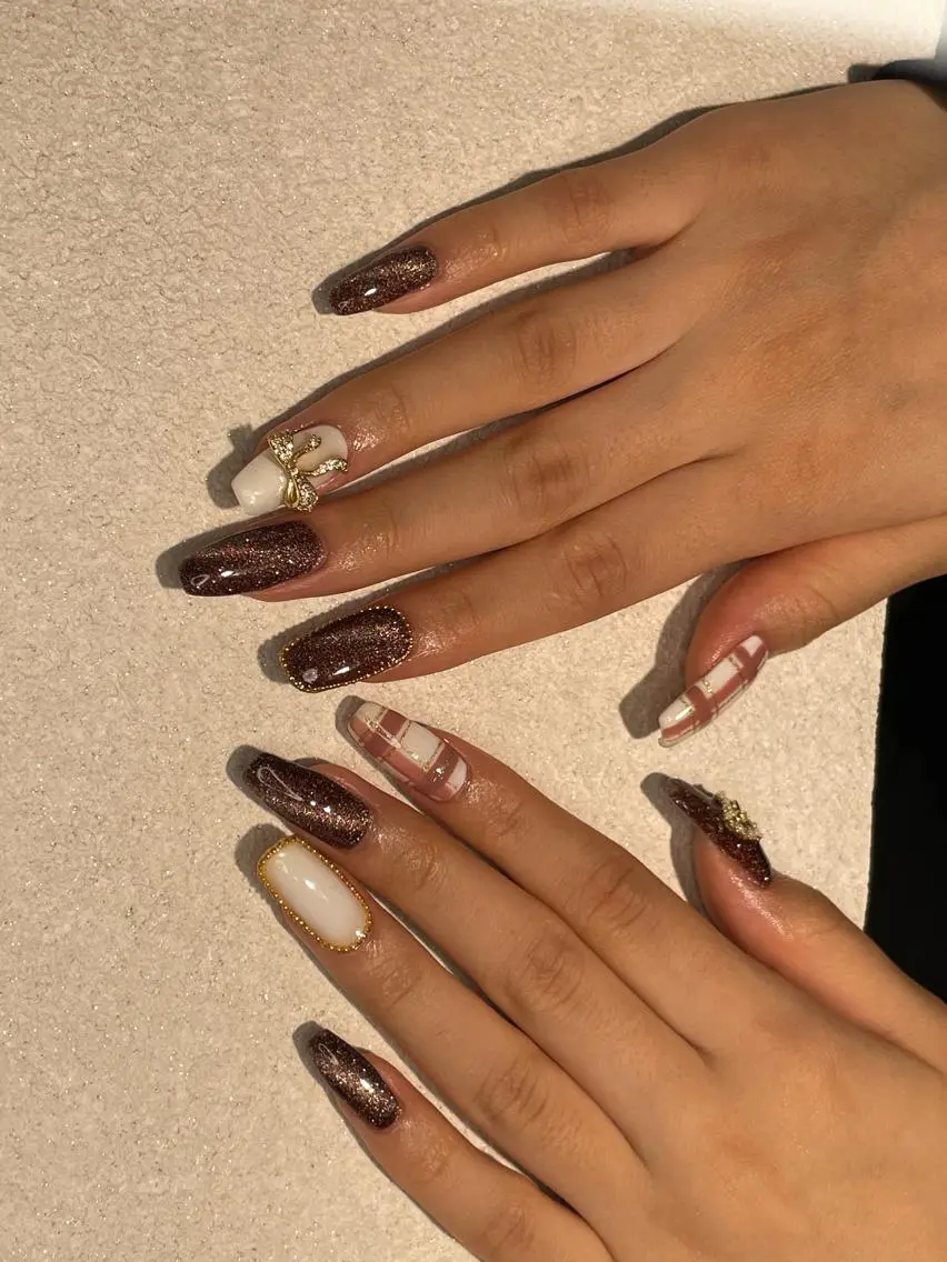 ネイル マグネットネイル ピンク ハンドネイル Aila.nail _F_AYUMIのネイルデザイン