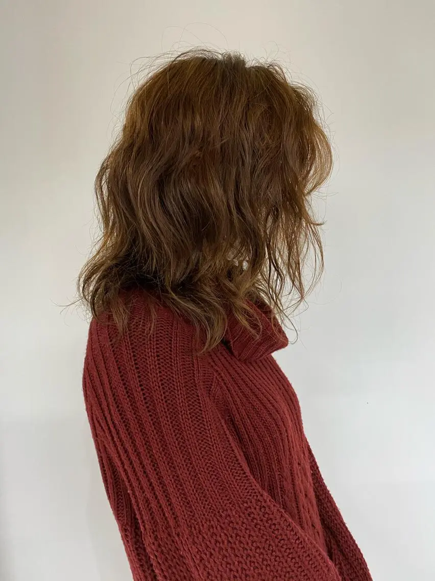 セミロング カラー パーマ KOOKI スティードトーキョーのヘアスタイル