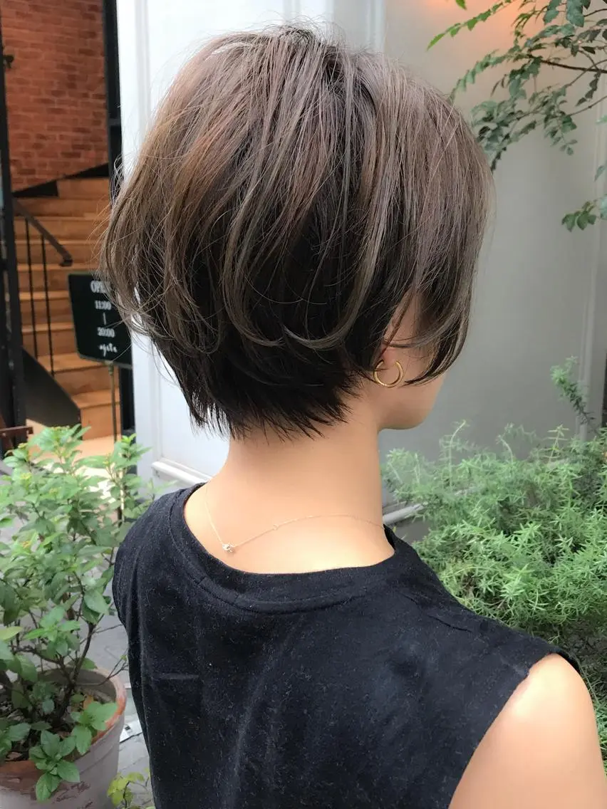 ショート ボブ ハイライト 似合わせカット ショートヘア ヘアカラー トリートメント LOMA🇰🇷 銀座クボタのヘアスタイル