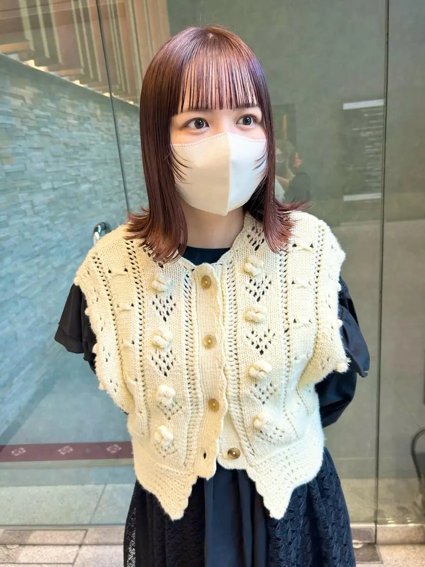 ミディアム カラー パーマ ヘアアレンジ ベージュカラー ブリーチ ダブルカラー ブリーチなしカラー ピンクカラー デザインカラー/ボブ ブリーチカラー/ユリのヘアスタイル