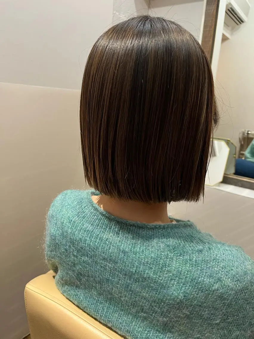 ミディアム カラー カット ヘアカラー 代表　土屋ヒロユキ ショートカットのヘアスタイル