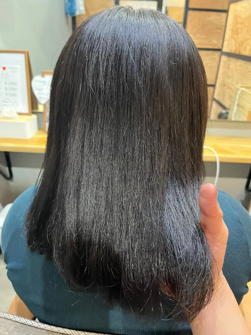 ロング カラー パーマ ヘアアレンジ メンズ キッズ ネイル マツエク・マツパ アイブロウ メンズハイライト メンズパーマ ブラウンカラー ケアカラー 透明感カラー 久木原 ゆりのヘアスタイル