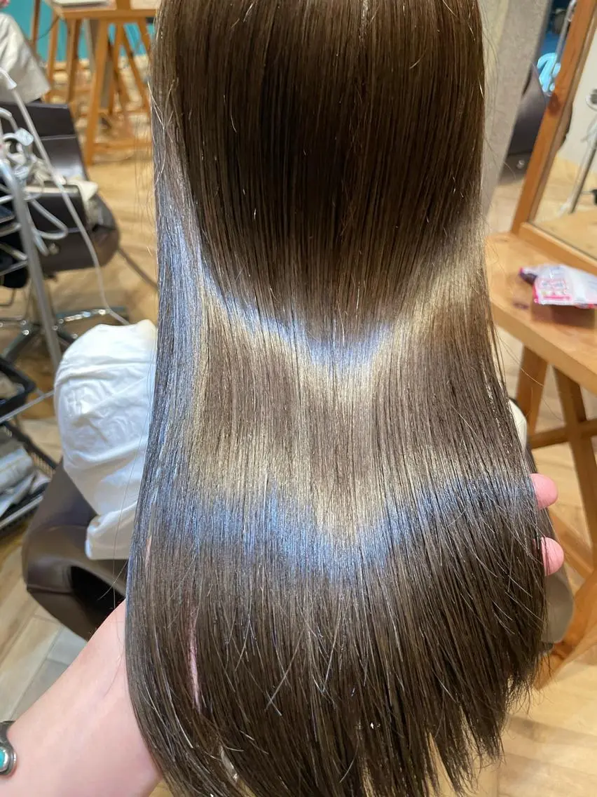 カラー カット ヘアカラー トリートメント 顔まわりの神様✨ 透明感カラー藤嶋秀幸のヘアスタイル