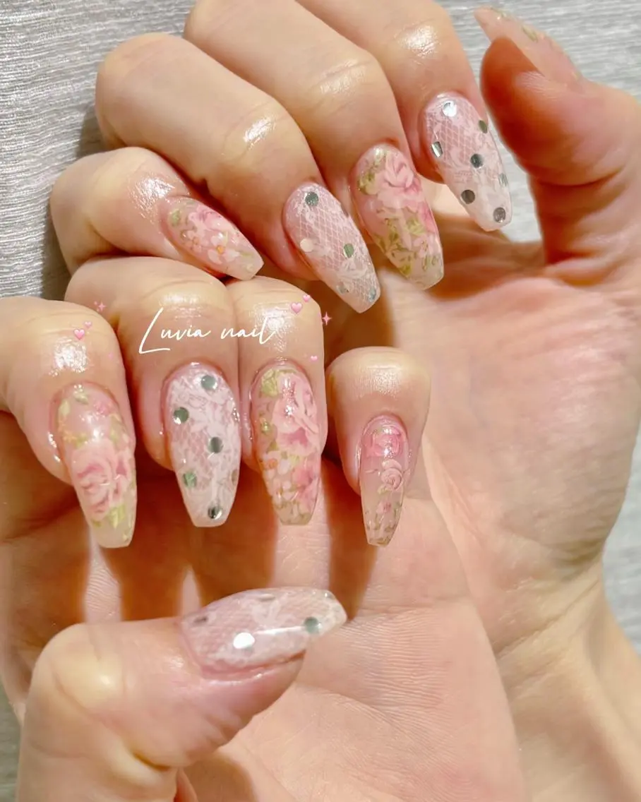 ネイル ハンドネイル 🎀Luvia nail 池袋✨のネイルデザイン