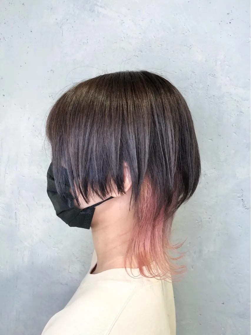 ショート カラー ヘアアレンジ インナーカラー ピンクカラー ウルフカット カット ヘアカラー トリートメント ｲﾝﾅｰｶﾗｰ屋さん 🫧伊藤拓実のヘアスタイル