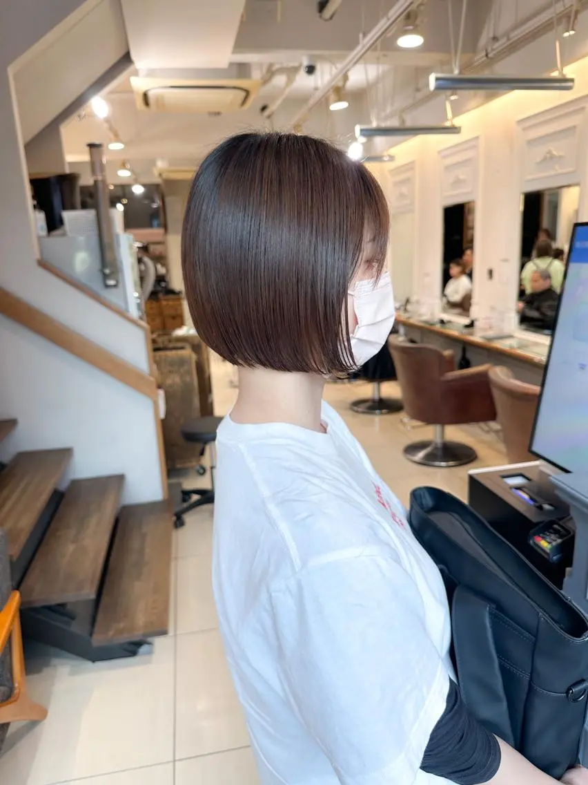 ミディアム カラー ボブ カット ヘアカラー ✨カラー支持No.1 🧸ワキ カナコ🧸のヘアスタイル