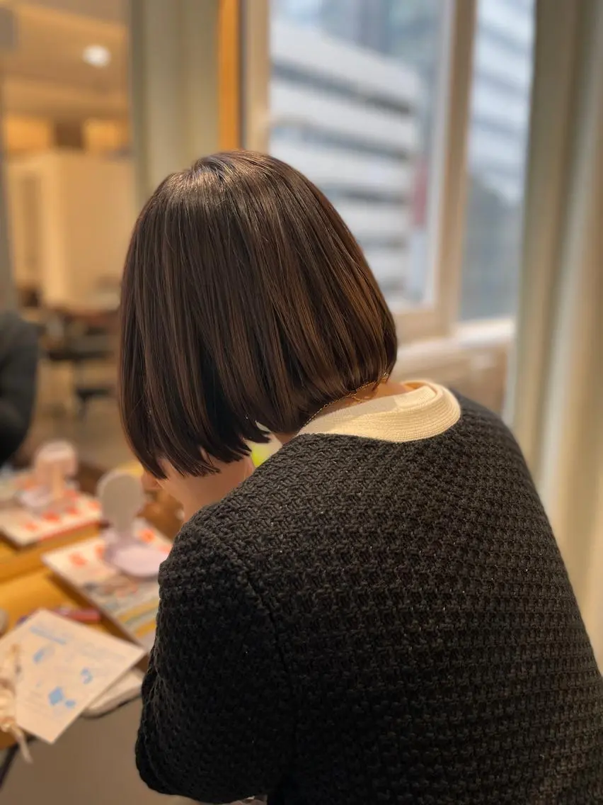 ミディアム カラー i'll 未空のヘアスタイル