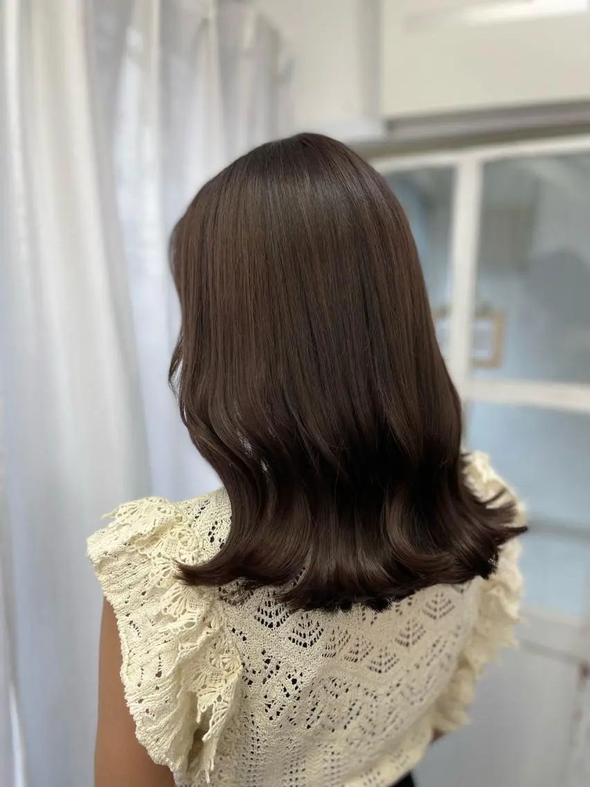 セミロング カラー カット ヘアカラー トリートメント ヘアセット 韓国ヘア🤍髪質改善 🇰🇷AKANEのヘアスタイル