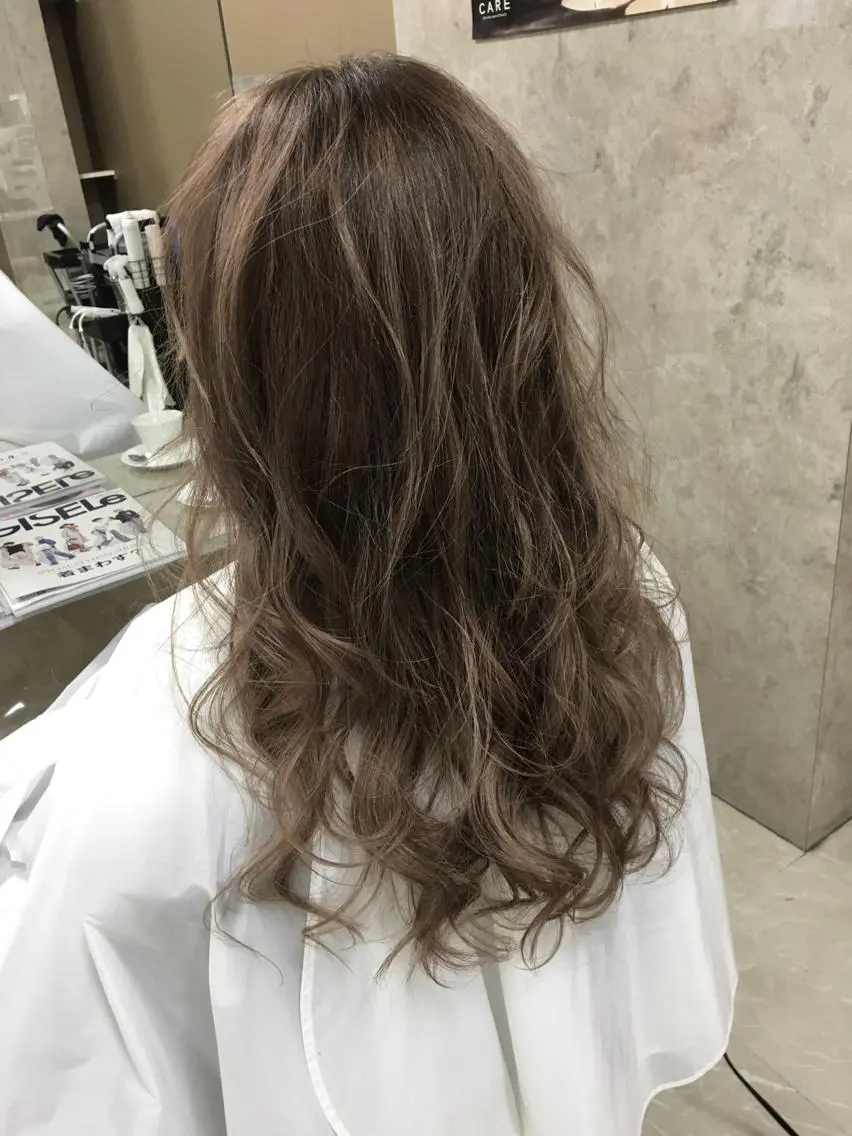 ロング カラー ハイライトカラー 外国人風カラー ハイライト Beach 代表 KENTAのヘアスタイル