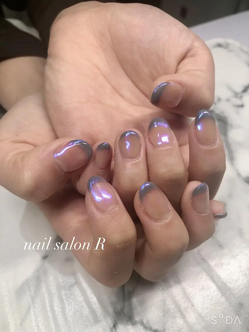 ネイル オーロラネイル ブルー フレンチネイル ハンドネイル nail salon Rのネイルデザイン