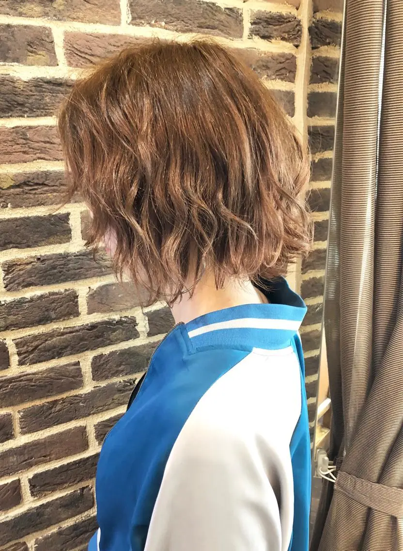 ショート カラー パーマ ベージュカラー ハイライトカラー ボブ 外国人風カラー ハイライト 高橋 隆一のヘアスタイル