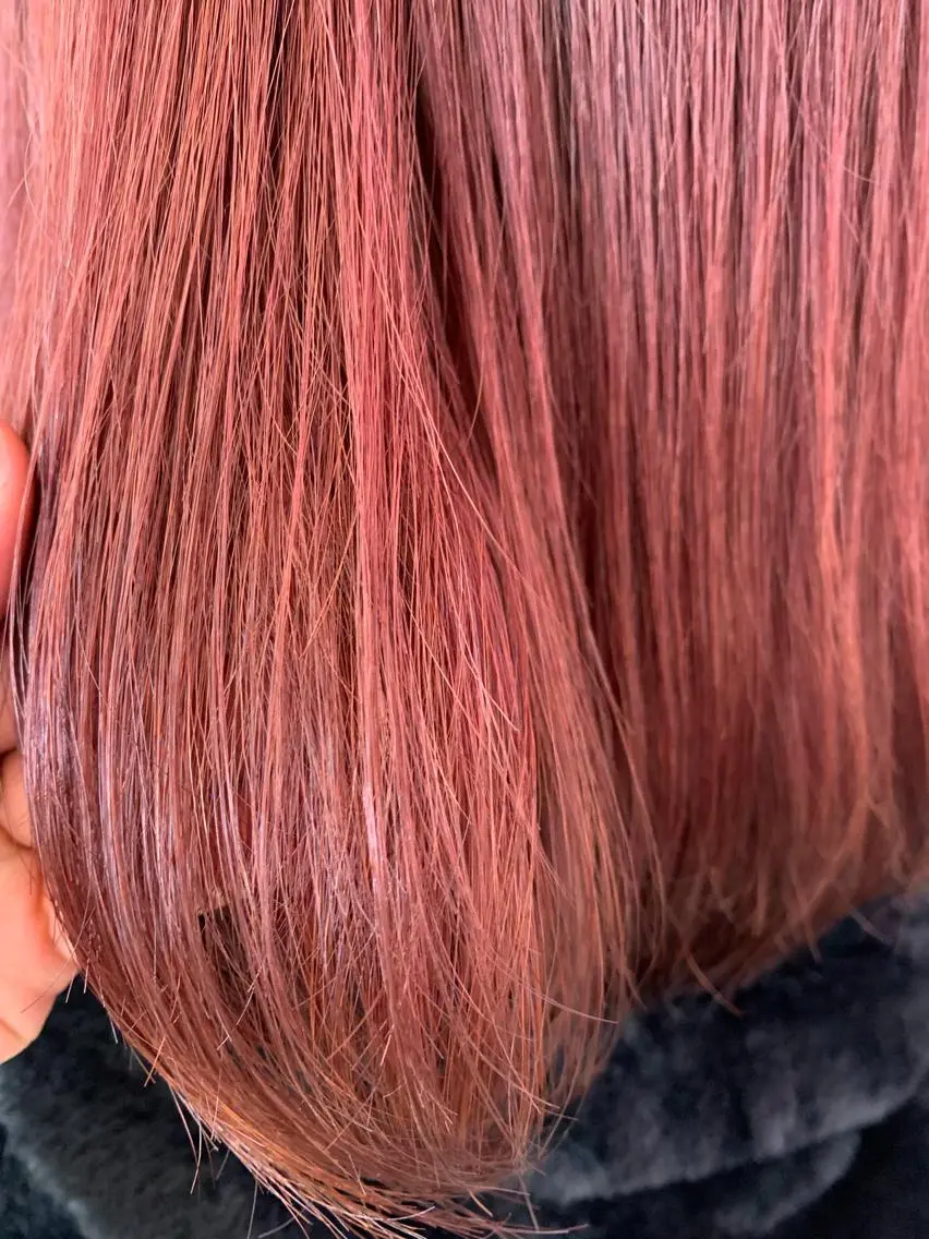 ミディアム カラー ブリーチ ボルドーカラー レイヤー🩵透明感 ೀユイ🌙のヘアスタイル