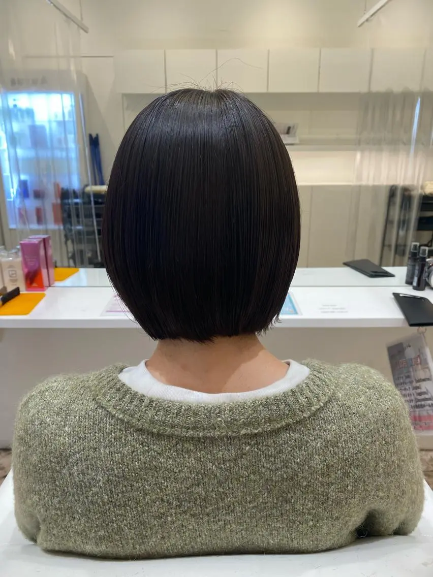 ショート カラー ヘアアレンジ 切りっぱなしボブ ベージュカラー ハイトーンカラー インナーカラー ピンクカラー 🌿レイヤー/ブリー チ/🌿JINのヘアスタイル