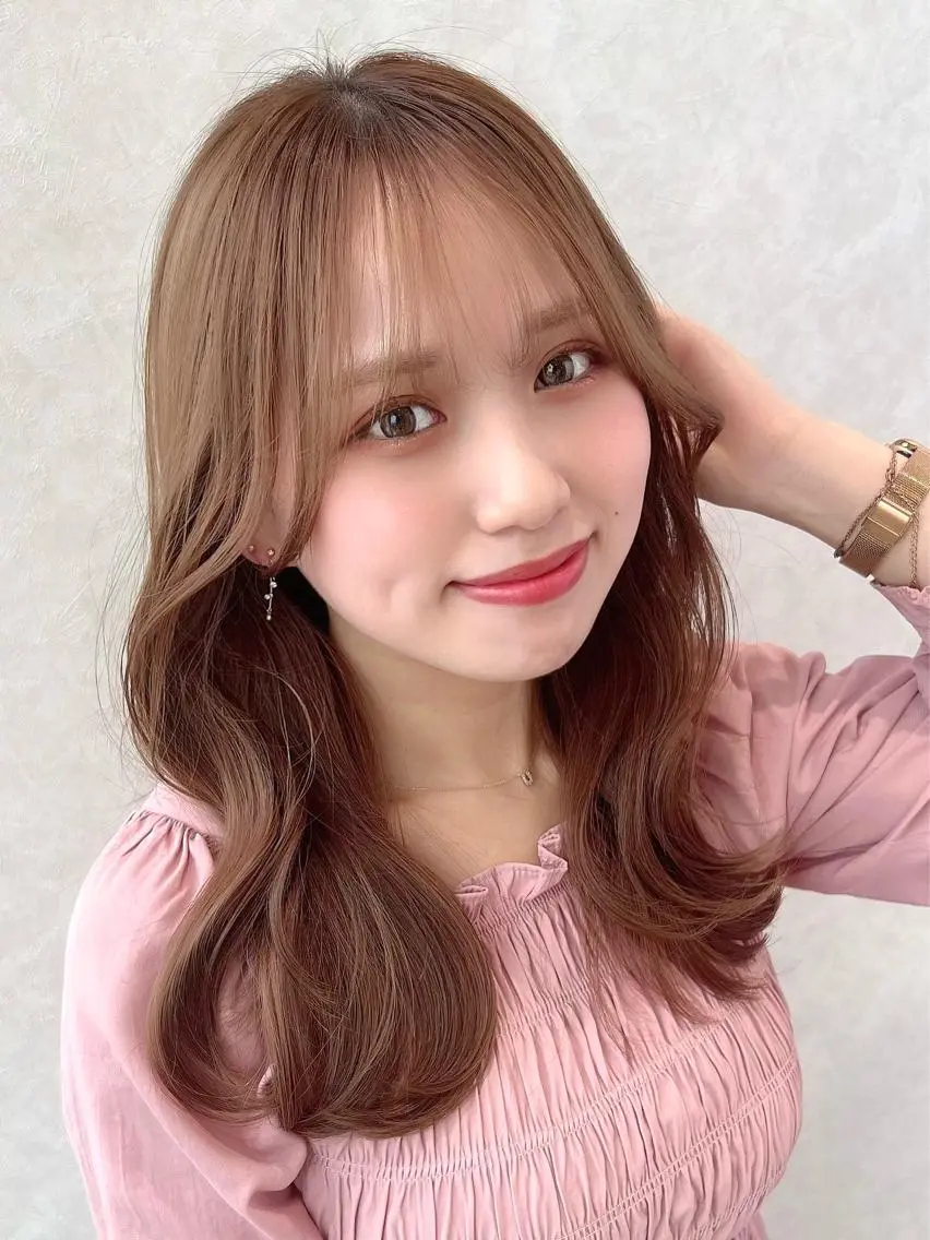 セミロング カラー ベージュカラー ブラウンカラー くびれヘア 髪質改善 縮毛矯正 カット ヘアカラー トリートメント 🧡くびれヘア/前髪 顔周り🧡久原結衣のヘアスタイル