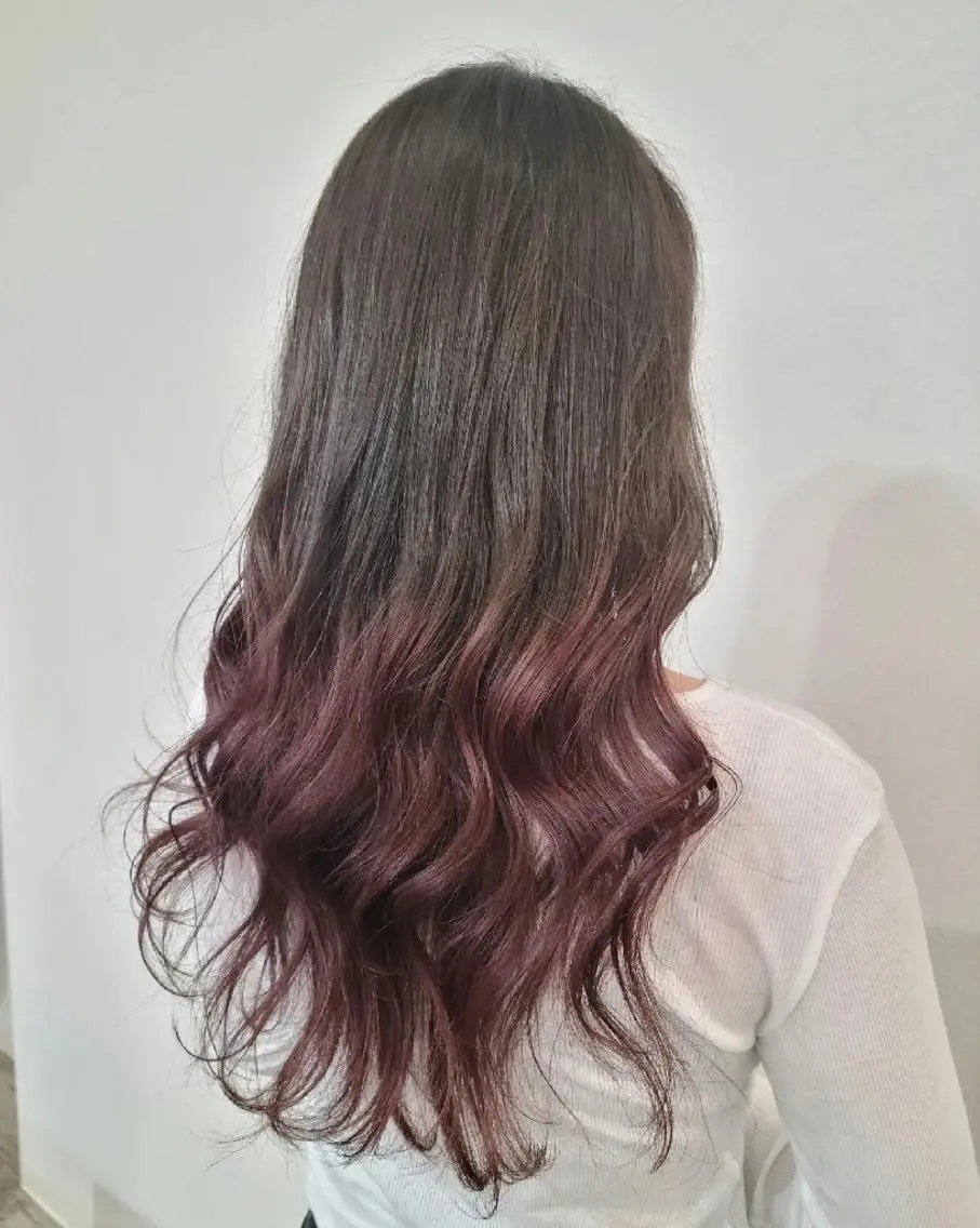 ロング カラー ブリーチ 赤松 摩美のヘアスタイル