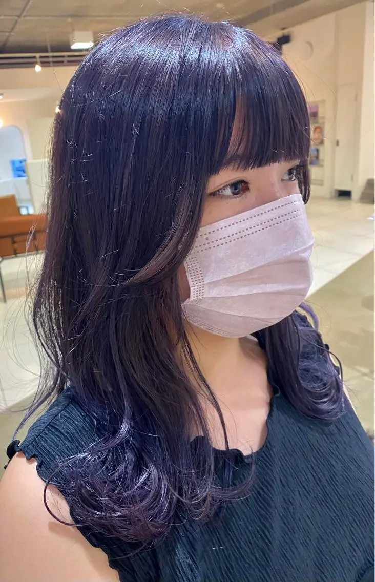 セミロング パープルカラー I nagiのヘアスタイル