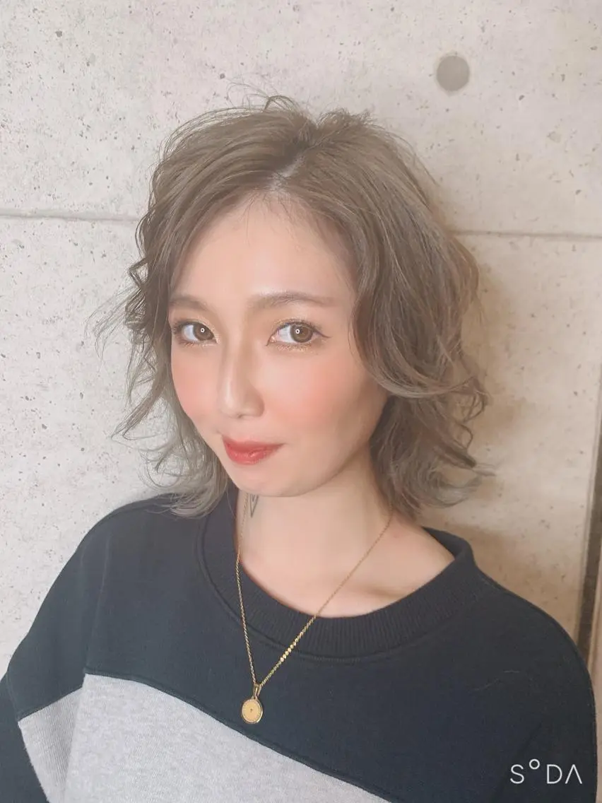 ミディアム カラー 透明感カラー イルミナカラー ボブ 福森 みずきのヘアスタイル
