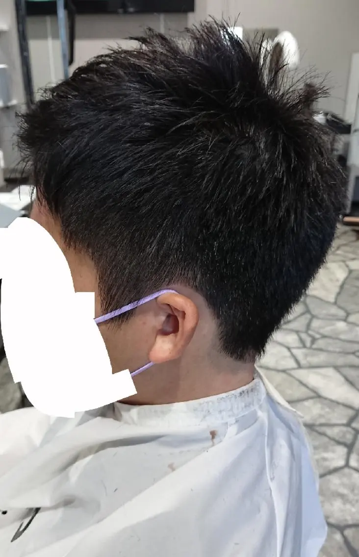ショート 安藤 博昭のヘアスタイル