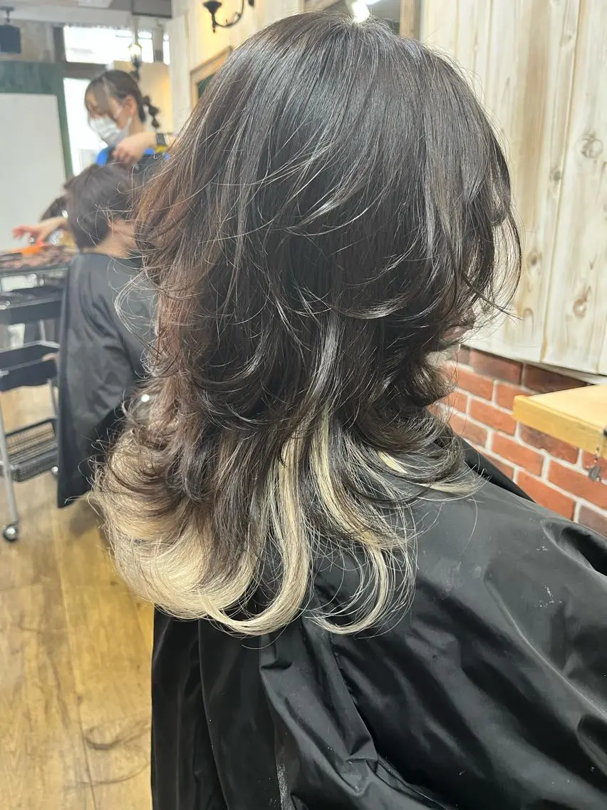 ミディアム 大久保寿高✨ なりたい色を叶える✨のヘアスタイル